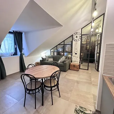 Apartment Greento *